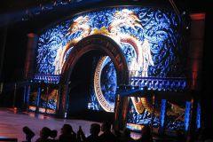 2019-01 Holiday on Ice