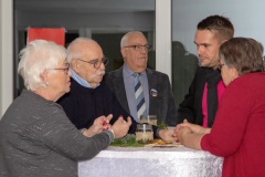 07_M0A5060-Roter-Sessel-AWO-2019_11_21_Bildgroesse-aendern