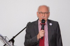 17_M0A5074-Roter-Sessel-AWO-2019_11_21_Bildgroesse-aendern