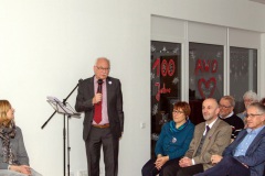 18_M0A5075-Roter-Sessel-AWO-2019_11_21_Bildgroesse-aendern