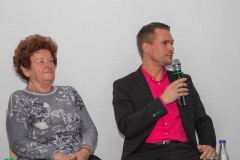 22_M0A5080-Roter-Sessel-AWO-2019_11_21_Bildgroesse-aendern