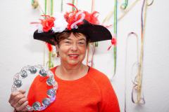 1U9B9040-Angelika-naerrisch-behuetet