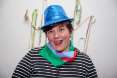 1U9B9043-Sonja-naerrisch-behuetet