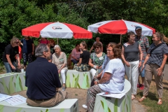 2023-06 Plauderbank im Freizeitpark